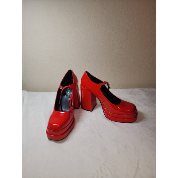 WILD PAIR Women Red Chunky Platform Block Heel Pumps Shoes 9.5 M Mary Janes - Picture 8 of 10